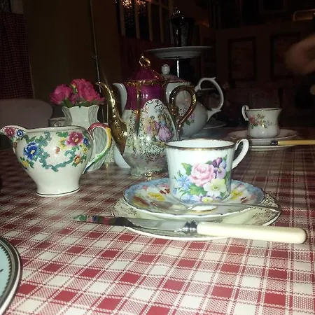 Bed & Breakfast Keernaun House 4*
